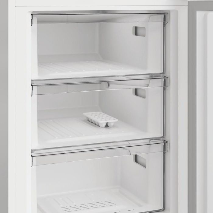 Indesit INKS 1361 W4UK Freestanding 60/40 Fridge Freezer - White