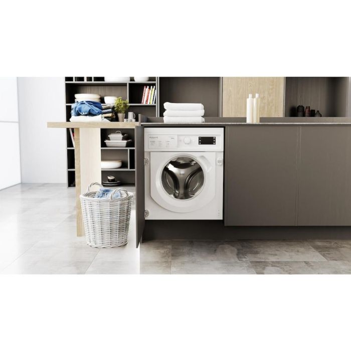Hotpoint BIWDHG961485 Built-In Washer Dryer