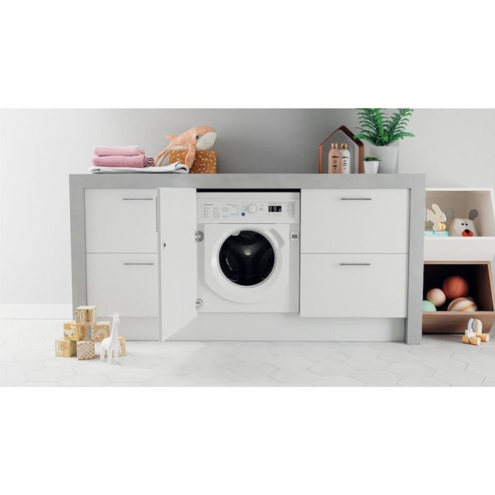 Indesit BI WDIL 75148 UK Integrated Washer Dryer