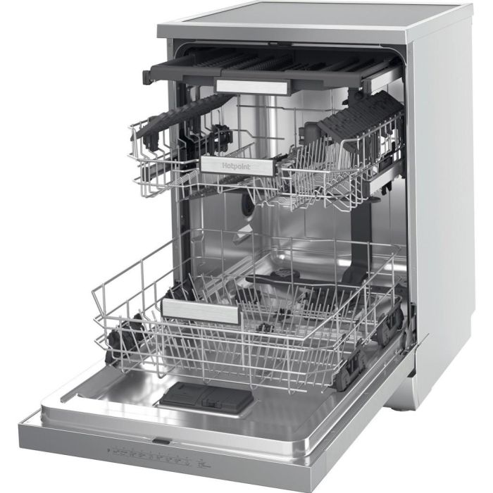 Hotpoint H7F HP43 X UK Maxi Space Freestanding 15 Place Settings Dishwasher