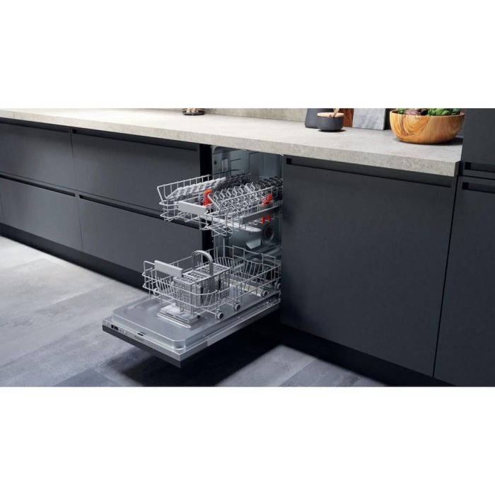 Hotpoint HSICIH 4798 BI UK Integrated Dishwasher