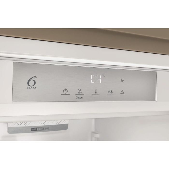 Whirlpool WHSD18A033C1 Integrated Fridge