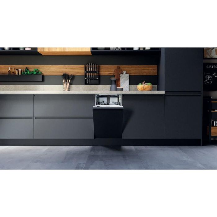 Hotpoint HSICIH 4798 BI UK Integrated Dishwasher