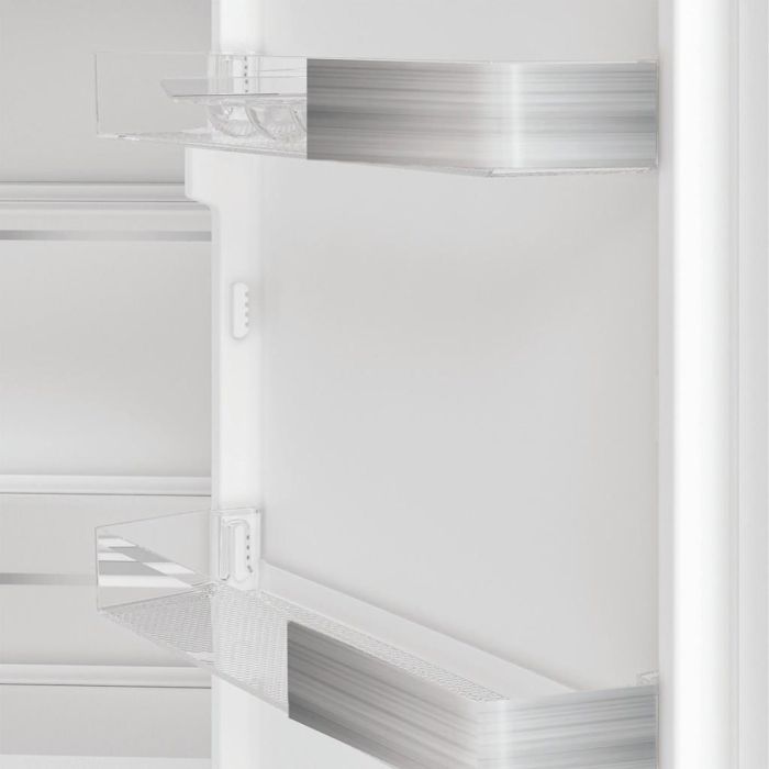 Hotpoint HPKH 1262B4 UK Integrated No Frost 50/50 Fridge Freezer
