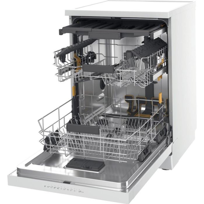 Whirlpool W7 HP33 UK Freestanding 15 Place Setting Dishwasher