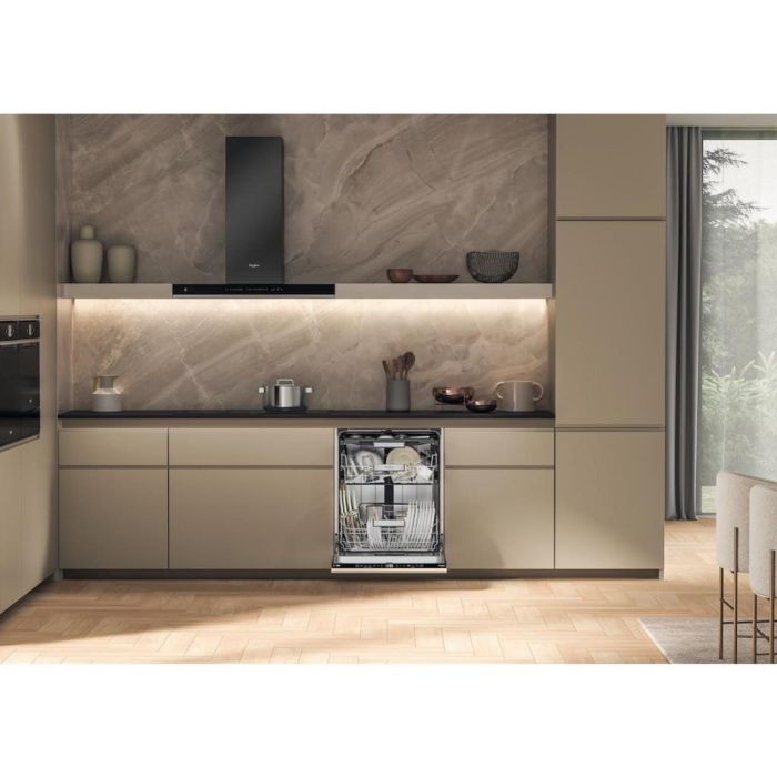 Whirlpool W7I HT40 TS UK Built-In 15 Place Setting Dishwasher