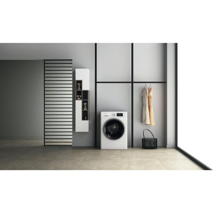 Whirlpool FFWDD1174269BSVUK Washer Dryer