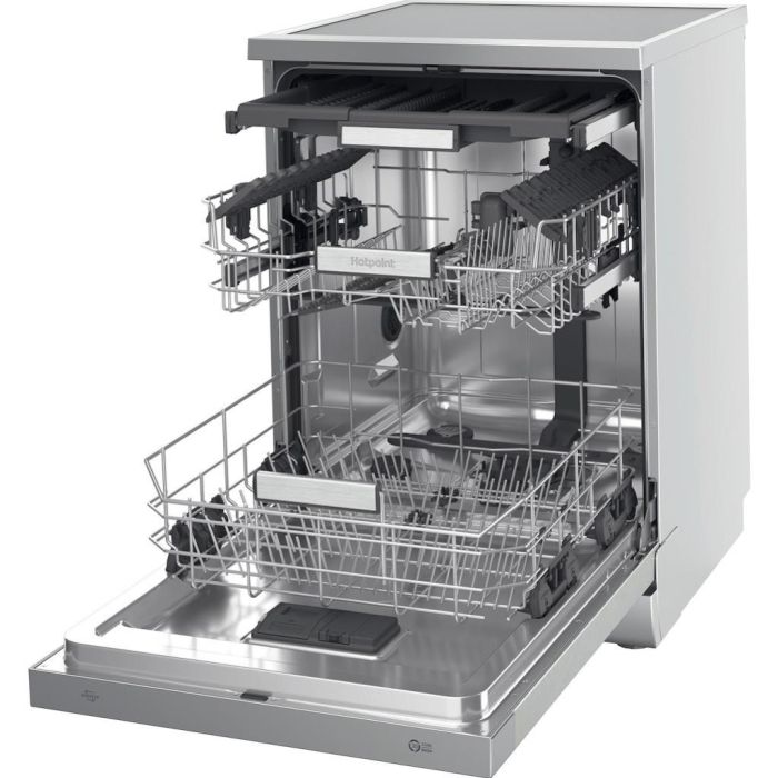 Hotpoint H7F HS51 X UK Maxi Space Freestanding 15 Place Settings Dishwasher
