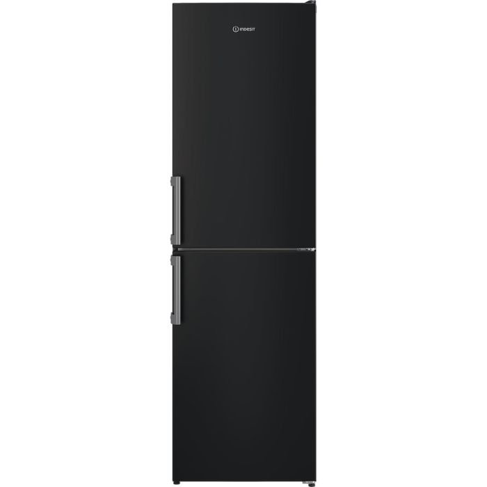 Indesit IB55732BUK 50/50 Freestanding Fridge Freezer - Black