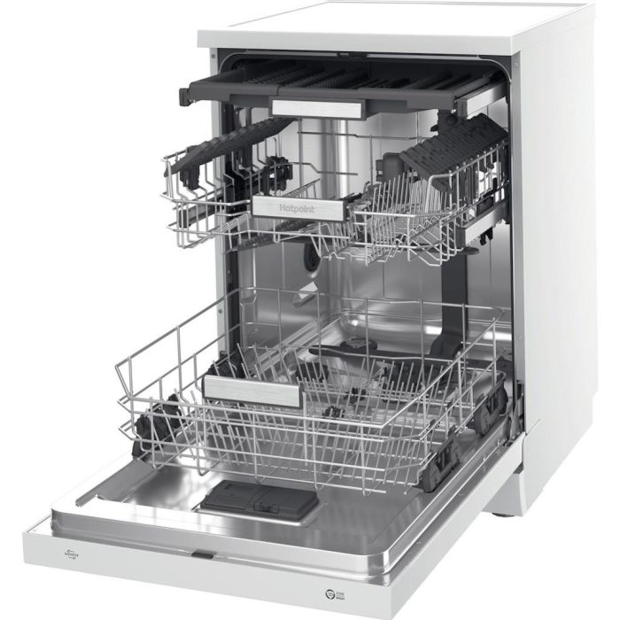 Hotpoint H7F HS41 UK Maxi Space Freestanding 15 Place Settings Dishwasher