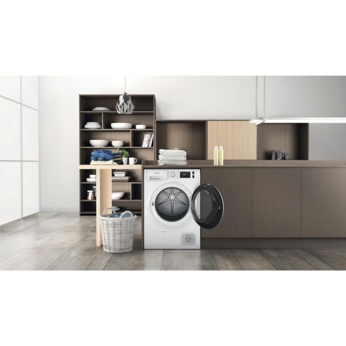 Hotpoint NTS M11 92SK UK 9kg ActiveCare Heat Pump Tumble Dryer - White - A++ Rated
