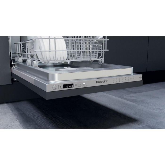 Hotpoint HSICIH 4798 BI UK Integrated Dishwasher