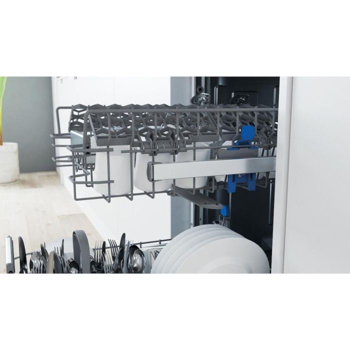 Indesit DSFO 3T224 Z UK N Slimline Dishwasher - White
