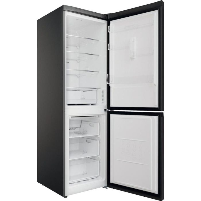 Hotpoint H5X82OSK Freestanding Fridge Freezer