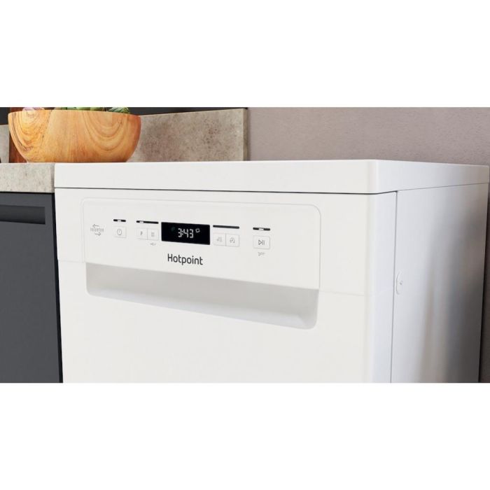 Hotpoint HSFCIH 4798 FS UK Integrated Dishwasher