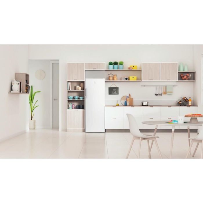 Indesit SI62W Freestanding Tall Fridge - White
