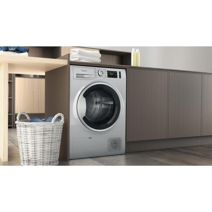 Hotpoint CreaseCare Heat Pump Tumble Dryer - Silver - 8kg - A++ Rated - NT M11 82SSK UK
