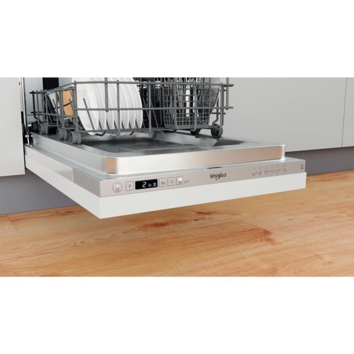 Whirlpool WSIC3M27CUKN Slimline Integrated Dishwasher - Silver