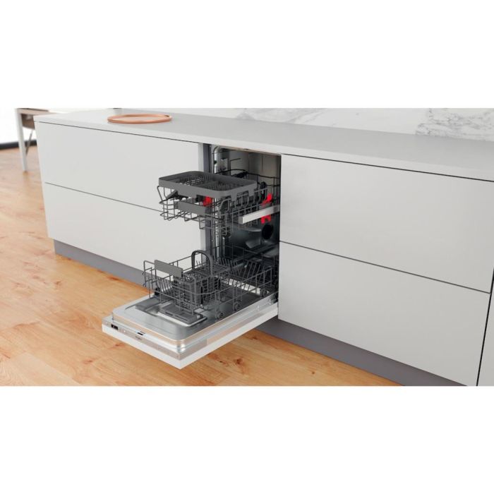 Whirlpool WSIC3M27CUKN Slimline Integrated Dishwasher - Silver
