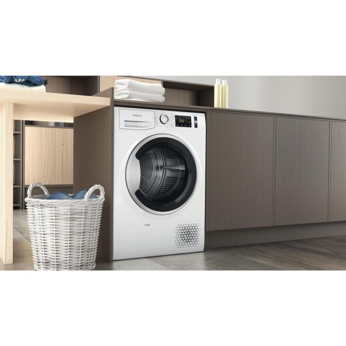 Hotpoint NTS M11 92SK UK 9kg ActiveCare Heat Pump Tumble Dryer - White - A++ Rated