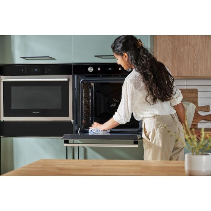 Hotpoint MP 676 IX H Built-In Microwave - Stainless Steel