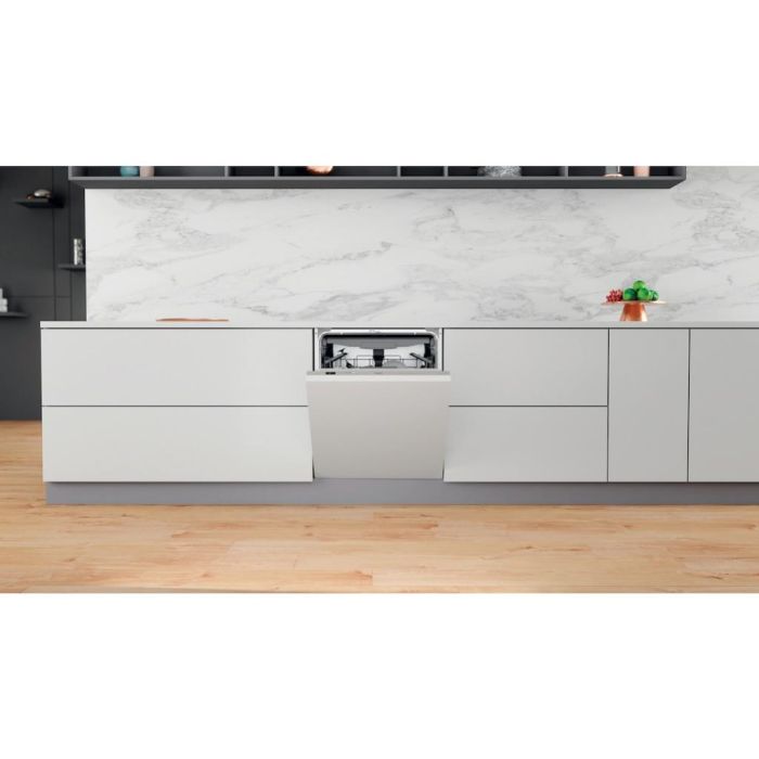 Whirlpool WIC3C33PFEUK Integrated Dishwasher