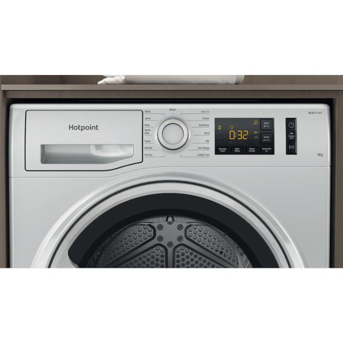 Hotpoint NT M11 92SSK UK Freestanding 9kg Heat Pump Tumble Dryer - Silver