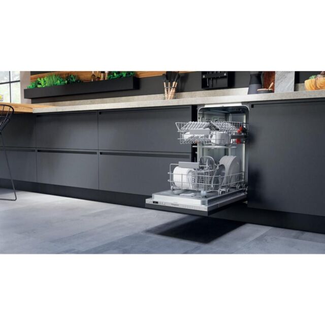 Hotpoint HSICIH 4798 BI UK Integrated Dishwasher