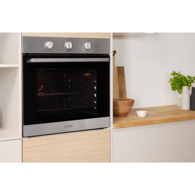 Indesit IFW 6230 IX UK Electric Single Built-In Oven - Stainless Steel