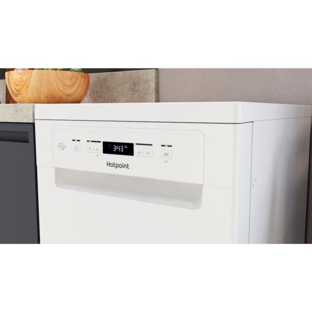 Hotpoint HSFCIH 4798 FS UK Integrated Dishwasher