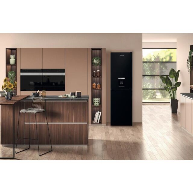 Hotpoint HBNF 55182 B AQUA UK Frost Free Fridge Freezer - Black