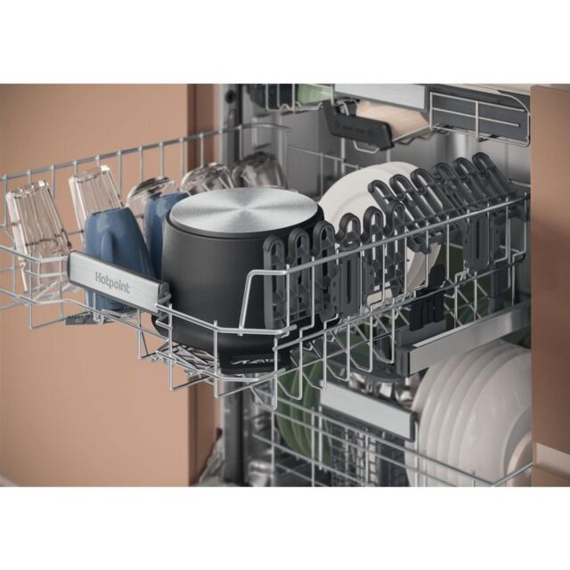 Hotpoint Hydroforce Full Size Built In Dishwasher - 14 Place Setting - C Rated - H8I HP42 L UK