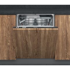 Hotpoint integrated dishwasher: full size